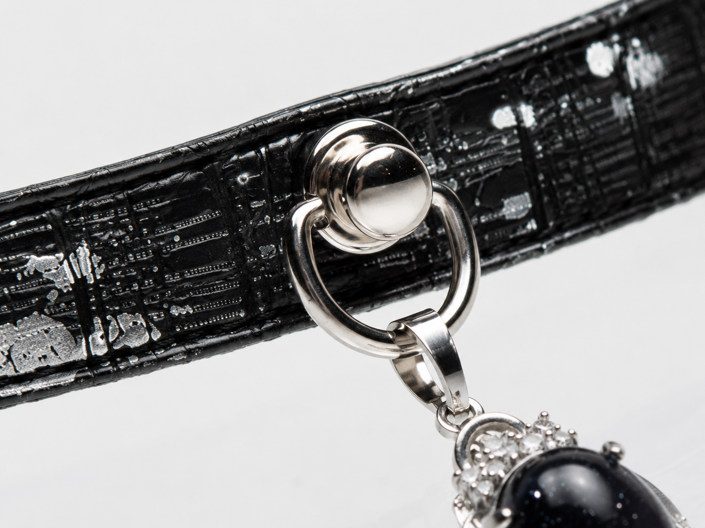 Void Stone Choker — Distressed Leather with Black Moonstone Crown Pendant